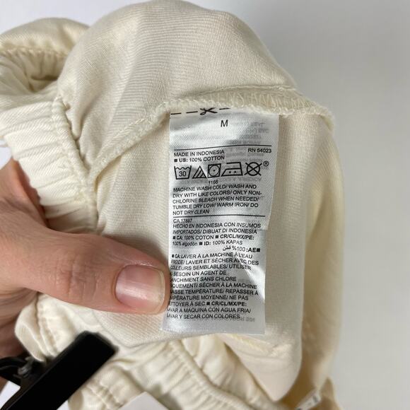 Old Navy | NWT Cream Soft Cotton Utility High Waist Paperbag Shorts - Picture 10 of 10